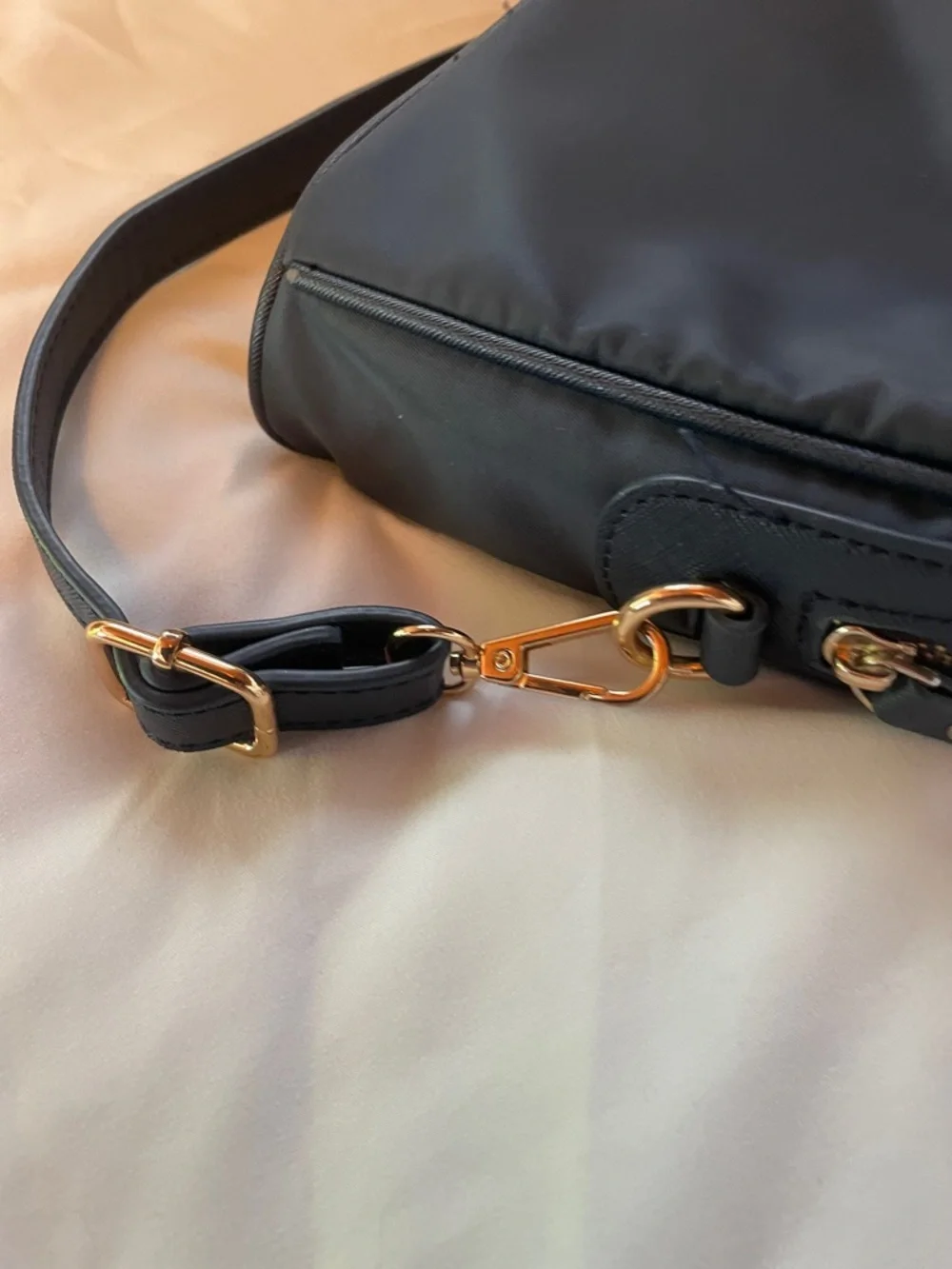 Litt Crossbody bag by PurseN Women's Crossbody Bag - 💡 light inside bag 😊